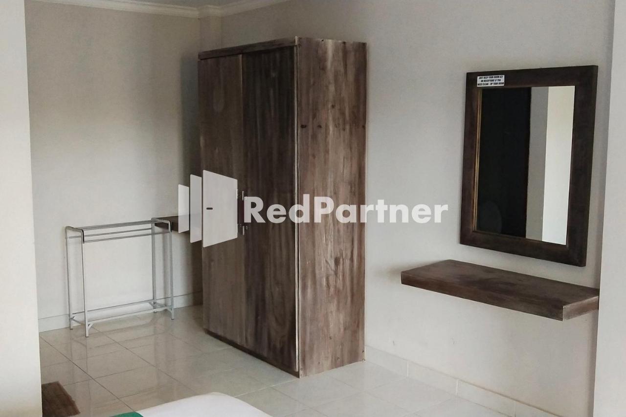 Pondok Sentana Guest House At Jalan Raya Uluwatu Redpartner 乌干沙 外观 照片