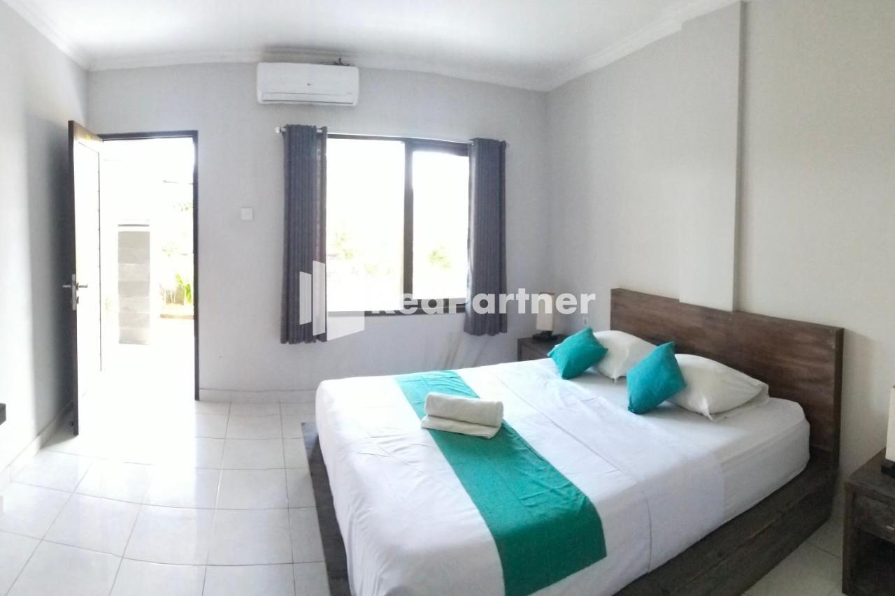 Pondok Sentana Guest House At Jalan Raya Uluwatu Redpartner 乌干沙 外观 照片