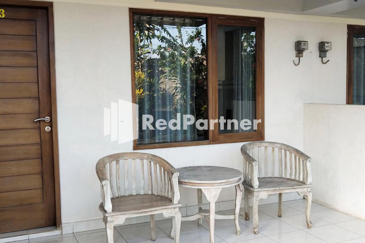 Pondok Sentana Guest House At Jalan Raya Uluwatu Redpartner 乌干沙 外观 照片