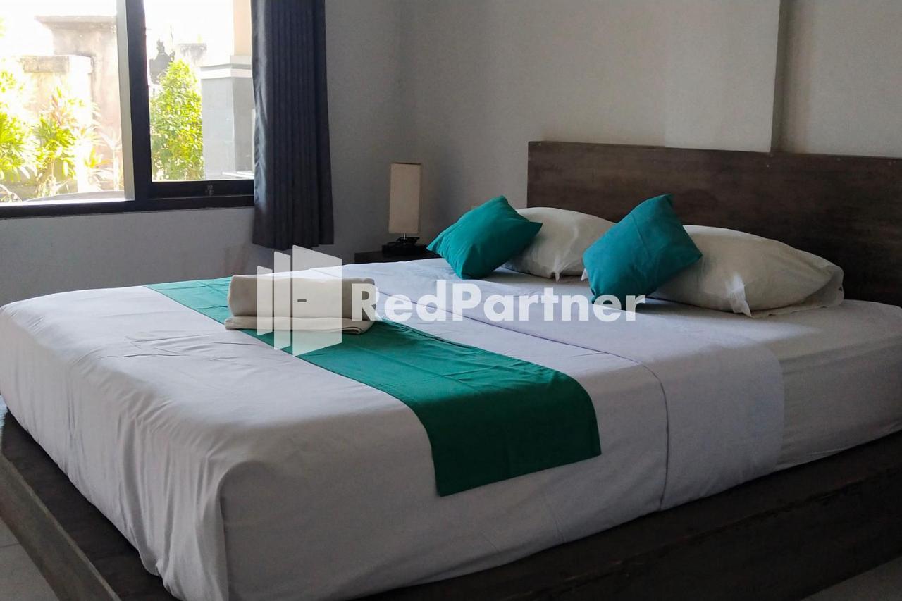 Pondok Sentana Guest House At Jalan Raya Uluwatu Redpartner 乌干沙 外观 照片