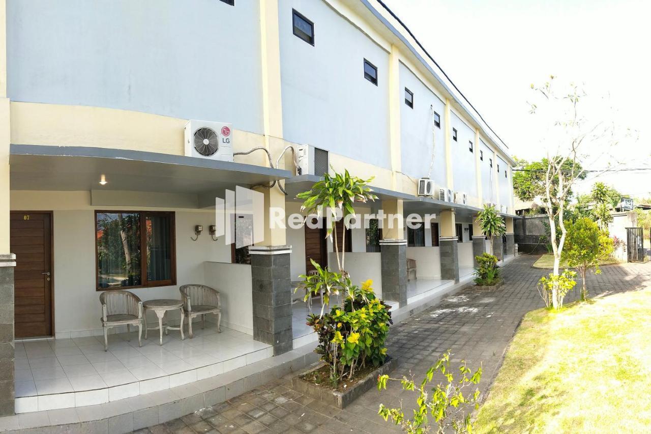 Pondok Sentana Guest House At Jalan Raya Uluwatu Redpartner 乌干沙 外观 照片
