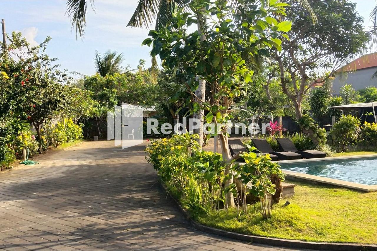 Pondok Sentana Guest House At Jalan Raya Uluwatu Redpartner 乌干沙 外观 照片