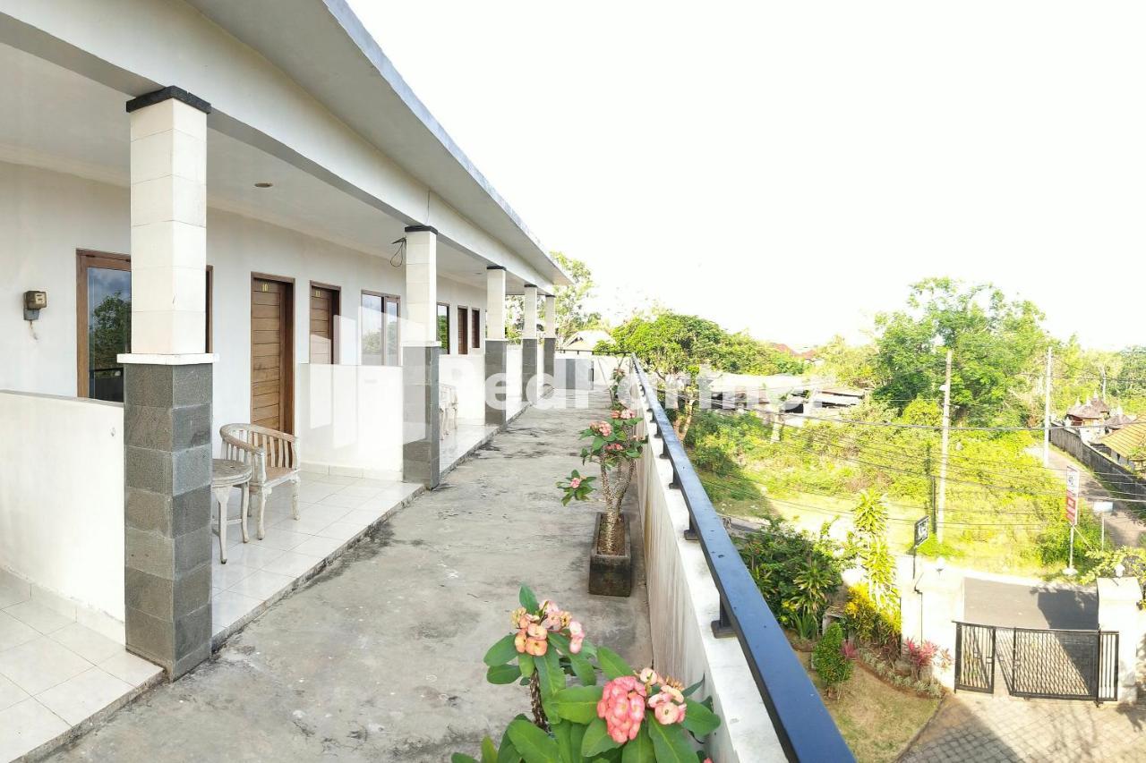 Pondok Sentana Guest House At Jalan Raya Uluwatu Redpartner 乌干沙 外观 照片